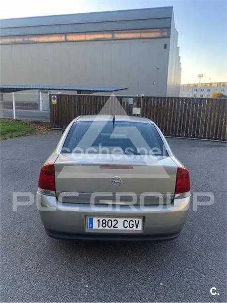2004 Opel Vectra