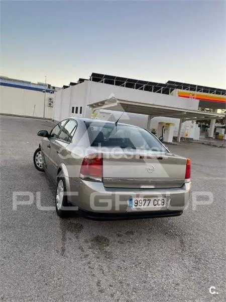 2004 Opel Vectra