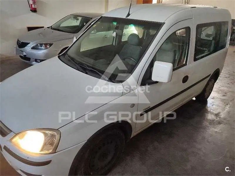2004 Opel Combo