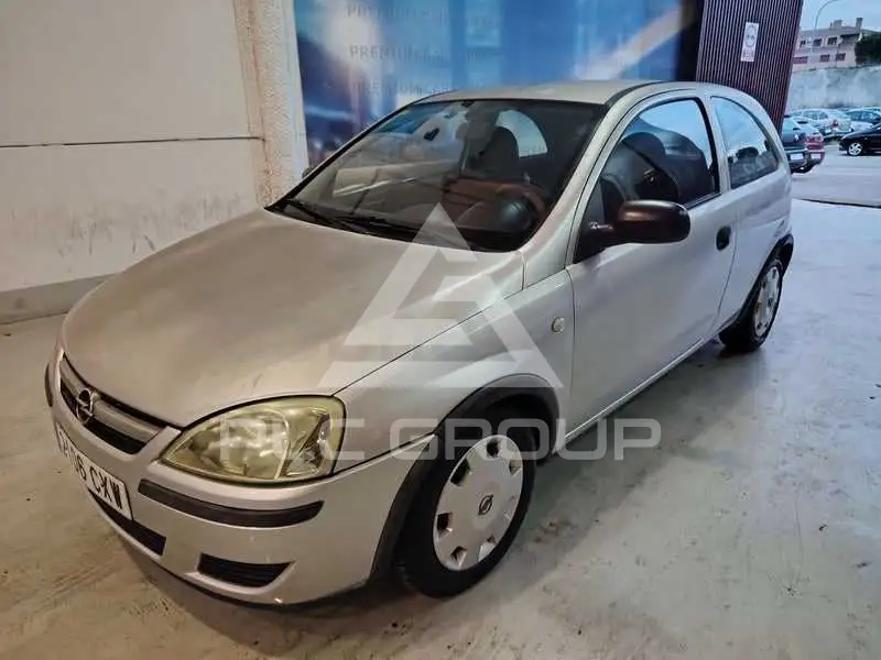 2004 Opel Corsa