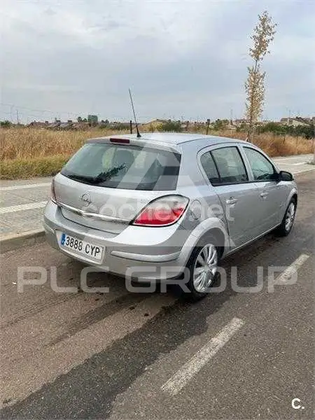2004 Opel Astra