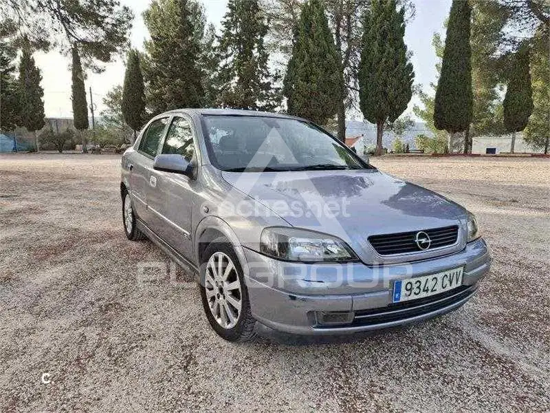 2004 Opel Astra