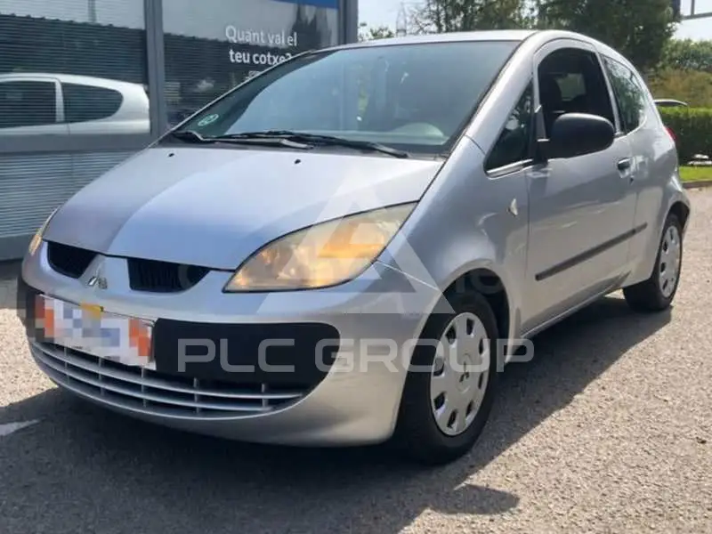2005 Mitsubishi Colt