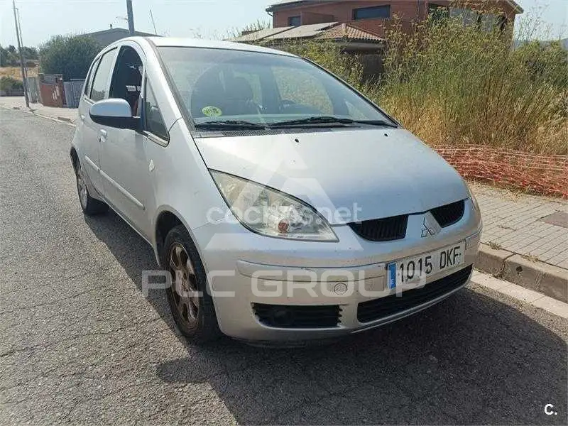 2005 Mitsubishi Colt