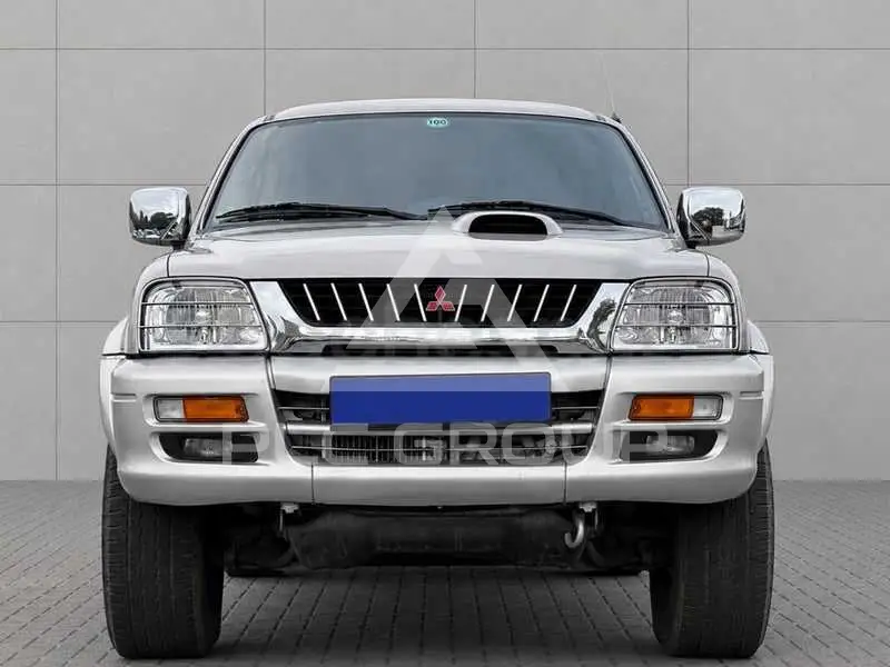 2005 Mitsubishi L200