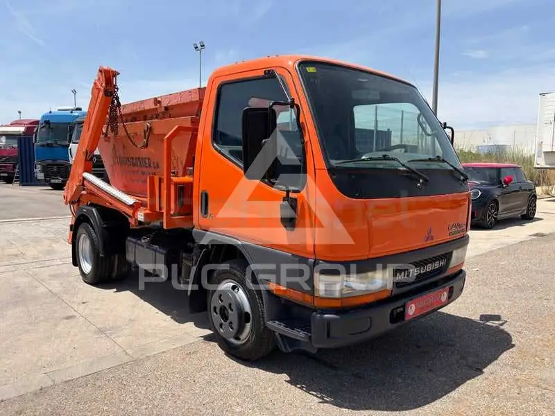 2005 Mitsubishi Canter