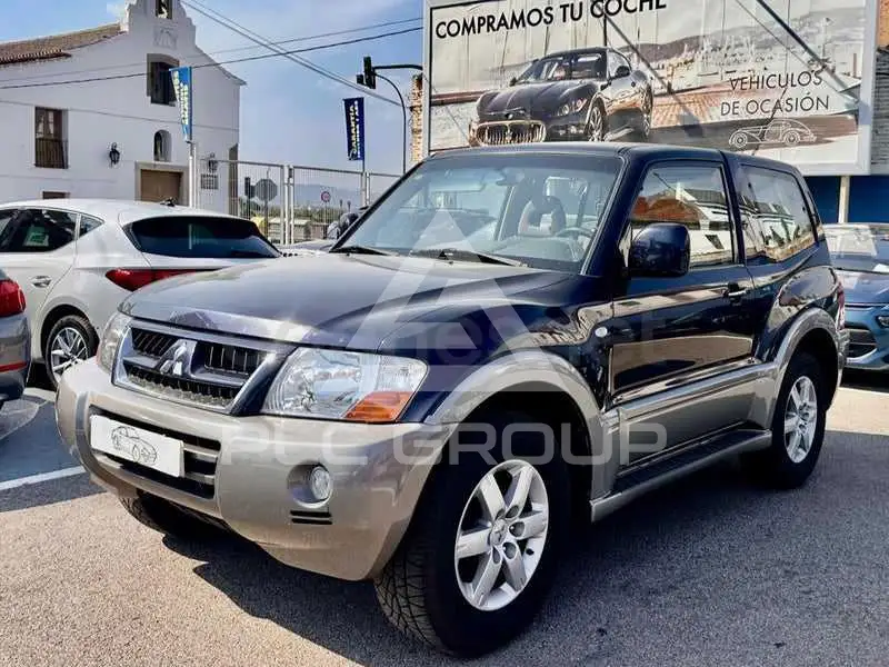 2005 Mitsubishi MONTERO