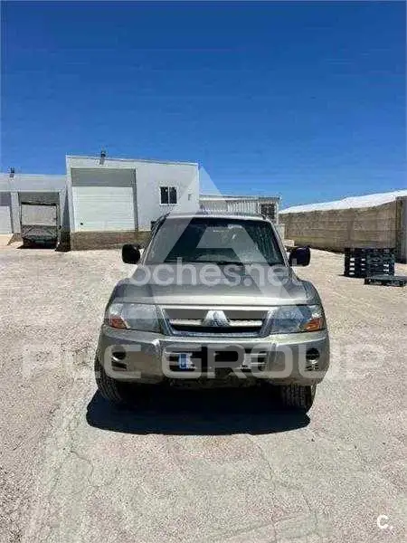 2005 Mitsubishi MONTERO