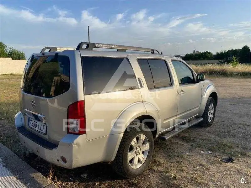 2005 Nissan PATHFINDER