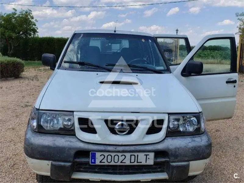 2005 Nissan Terrano