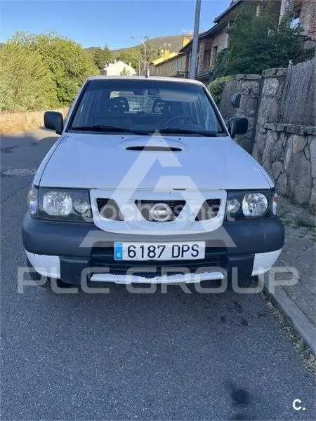 2005 Nissan Terrano