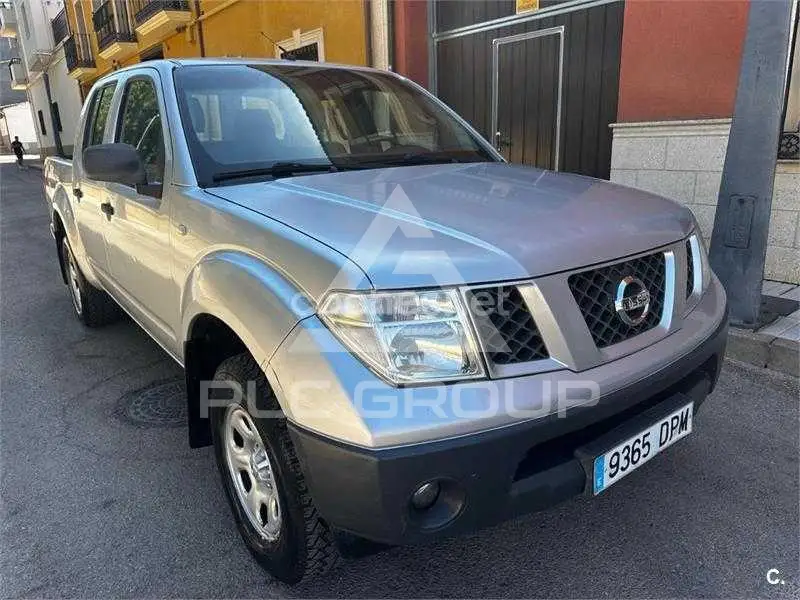 2005 Nissan Navara
