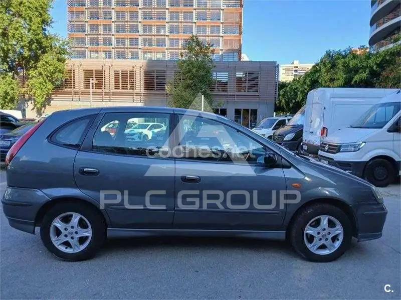 2005 Nissan ALMERA TINO