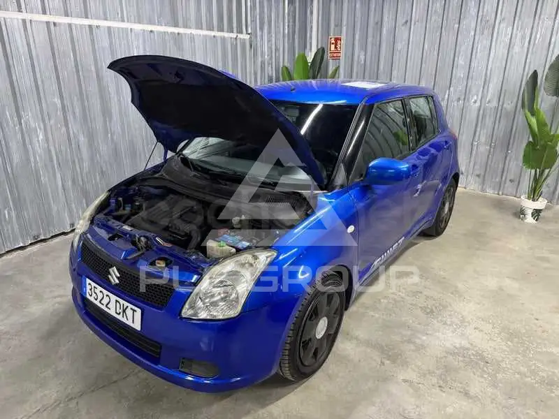 2005 Suzuki SWIFT