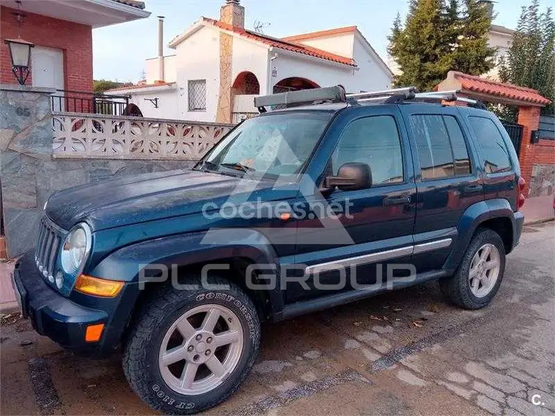2005 Jeep CHEROKEE