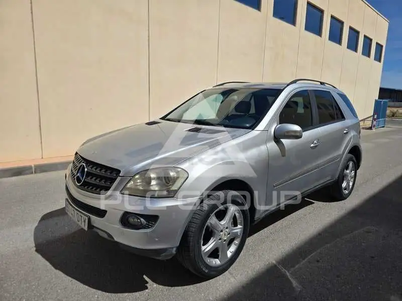 2005 Mercedes Benz M-Class