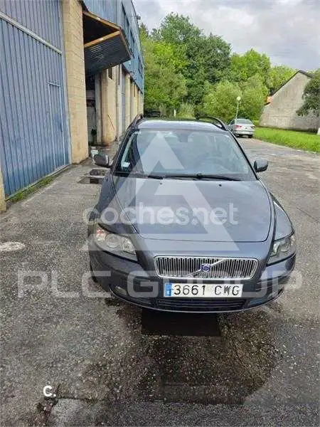 2005 Volvo V50