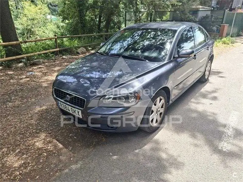2005 Volvo S40