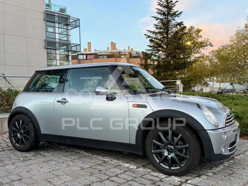2005 Mini COOPER