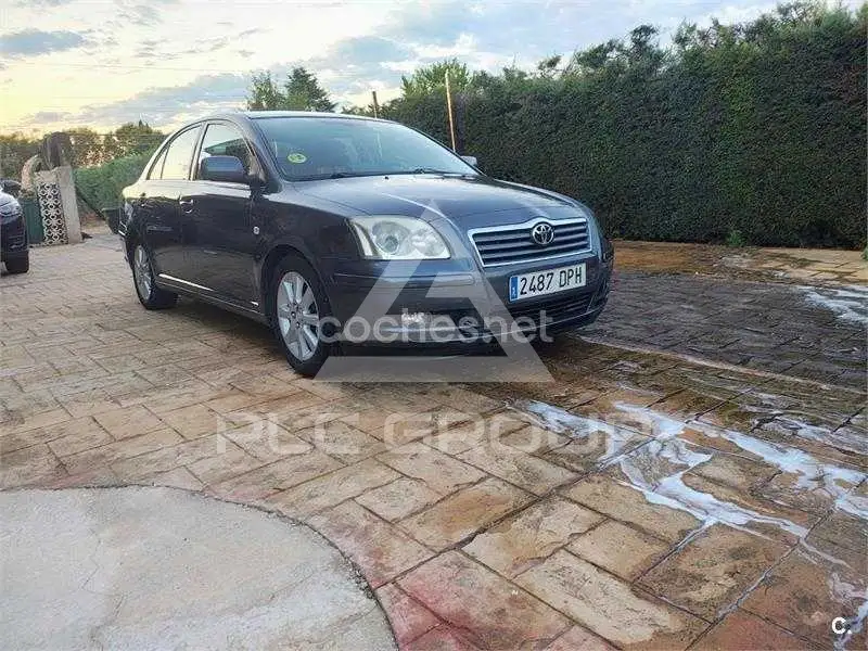 2005 Toyota Avensis