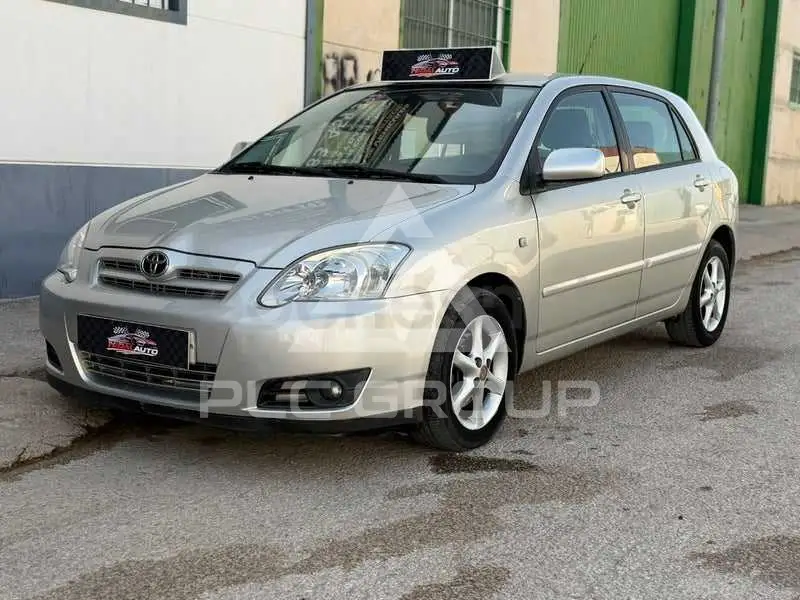 2005 Toyota COROLLA