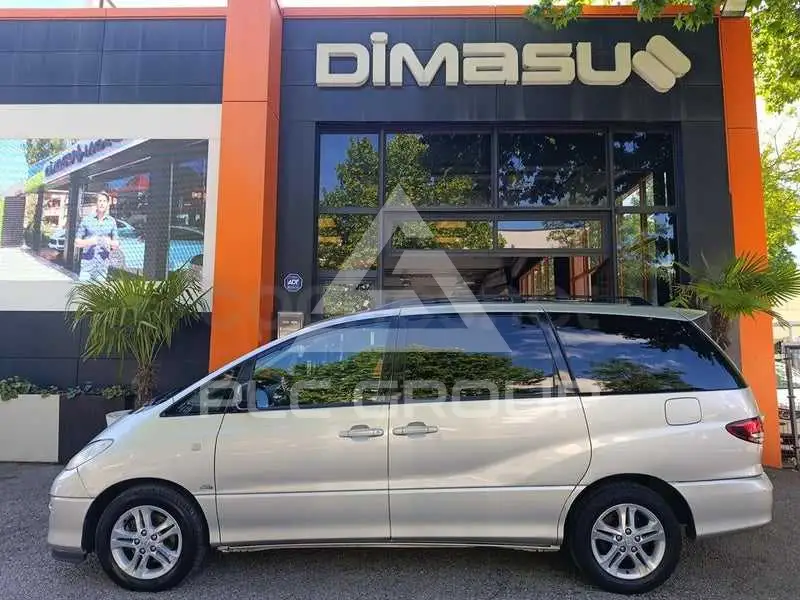 2005 Toyota PREVIA