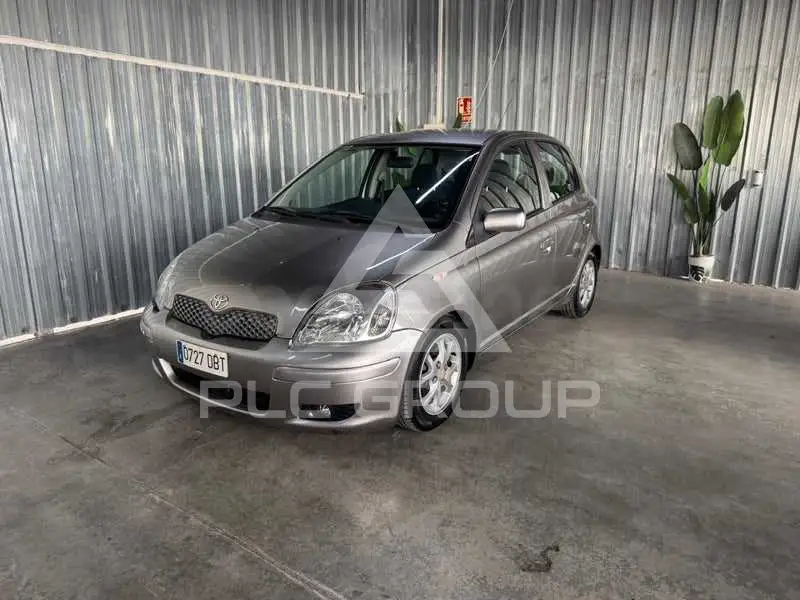 2005 Toyota YARIS