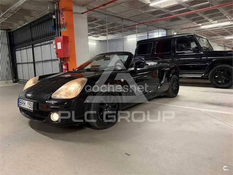 2005 Toyota MR2