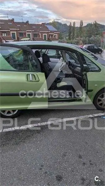 2005 Peugeot 1007