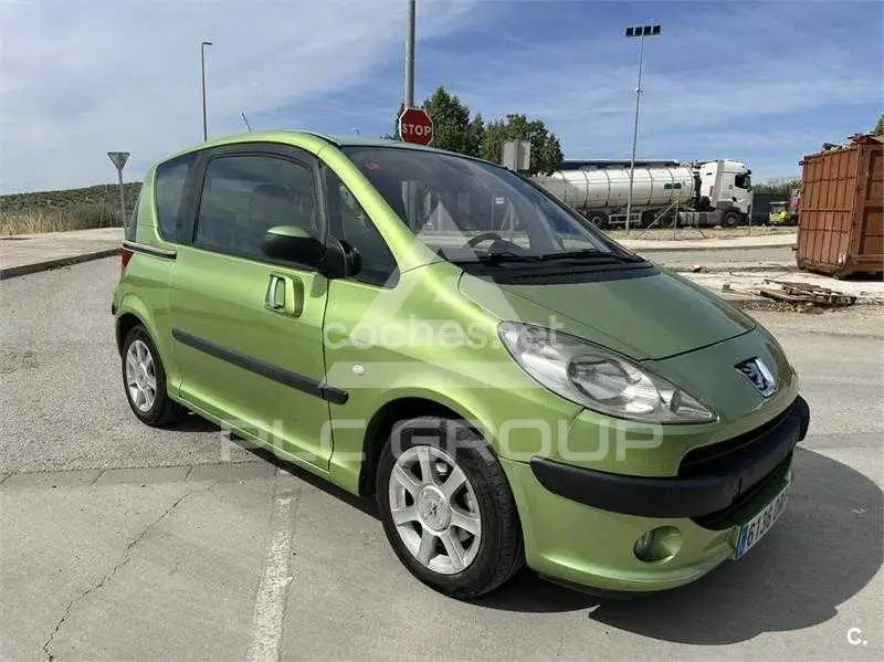 2005 Peugeot 1007