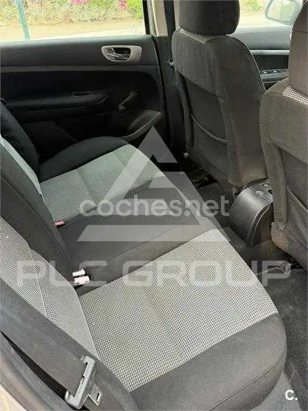 2005 Peugeot 307