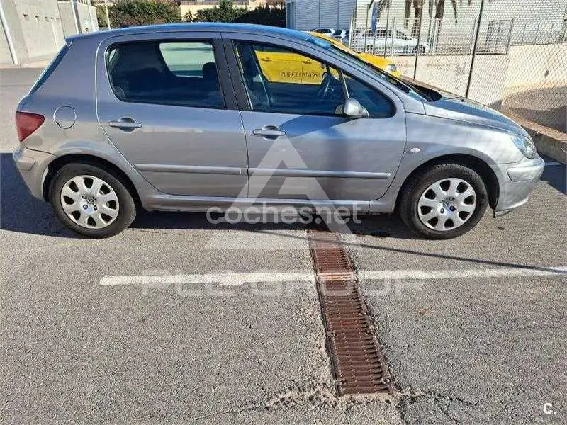 2005 Peugeot 307