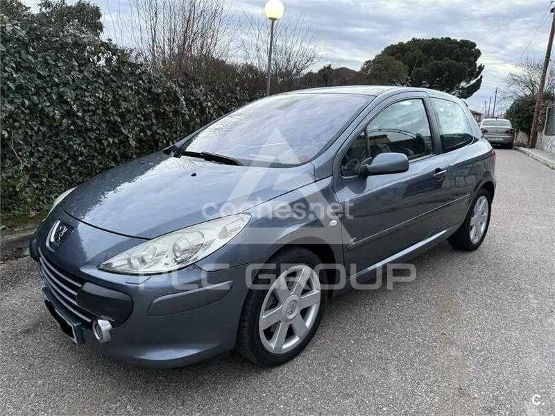 2005 Peugeot 307