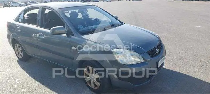2005 KIA Rio