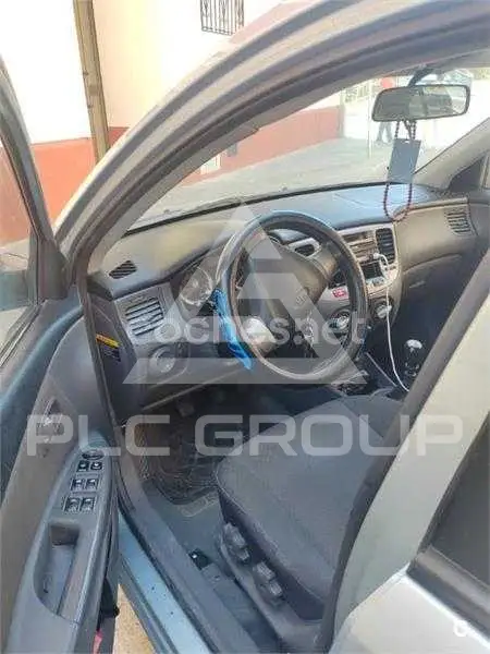 2005 KIA Rio