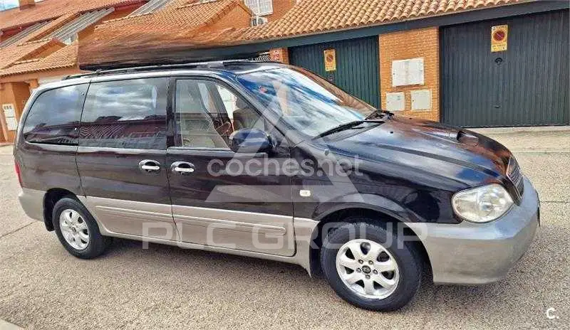 2005 KIA Carnival