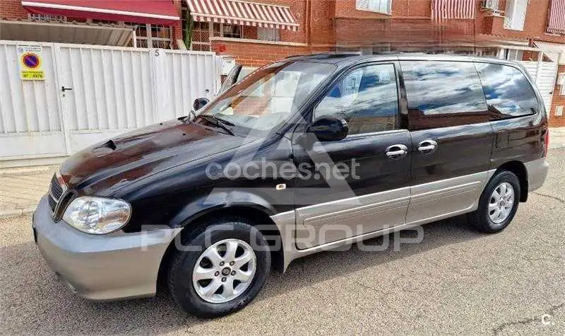 2005 KIA Carnival