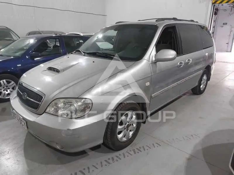 2005 KIA Carnival