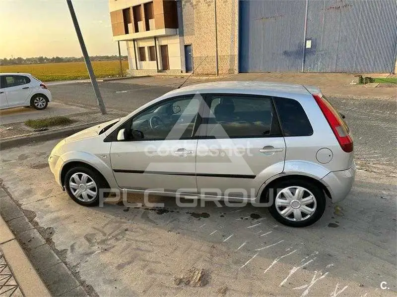 2005 Ford FIESTA