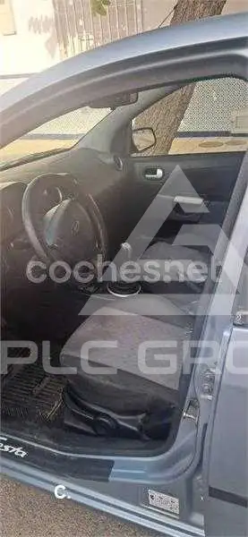 2005 Ford FIESTA