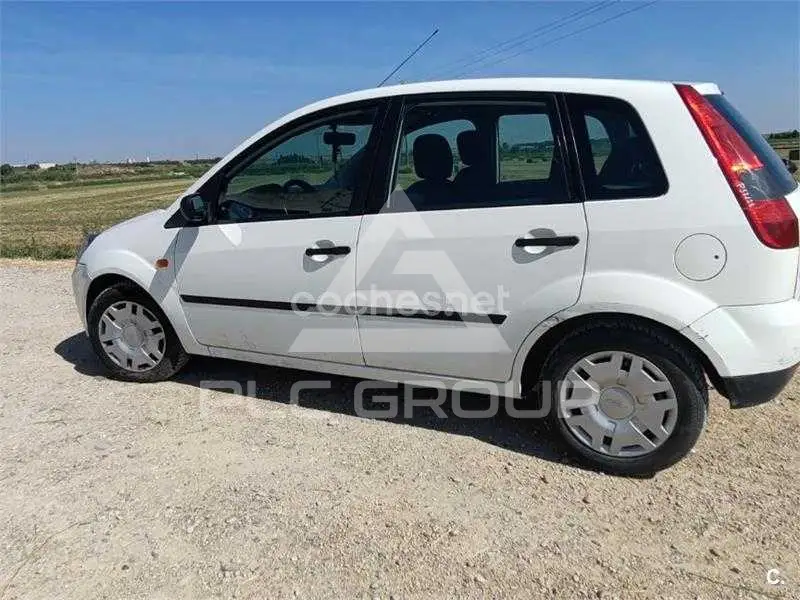 2005 Ford FIESTA