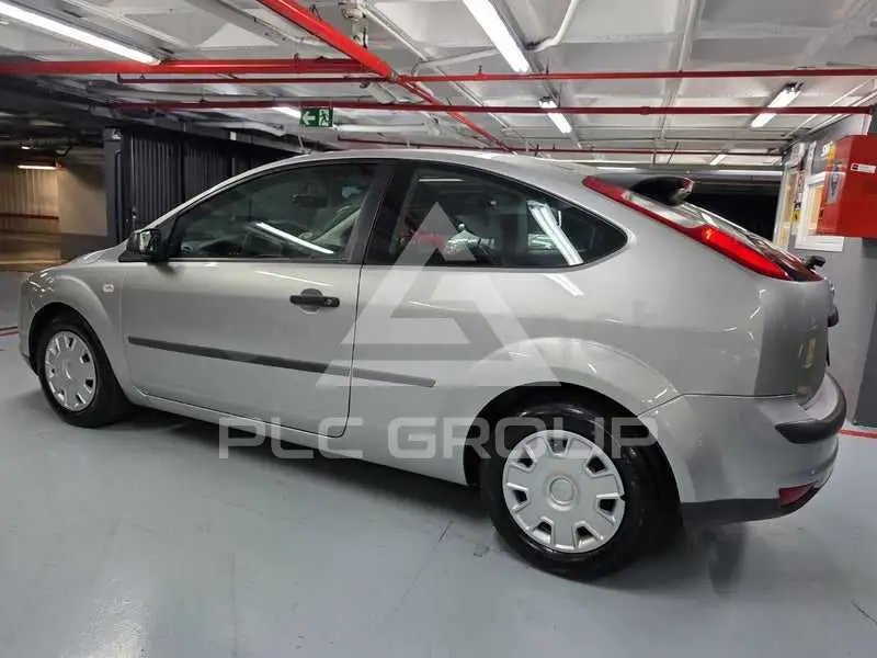 2005 Ford FOCUS