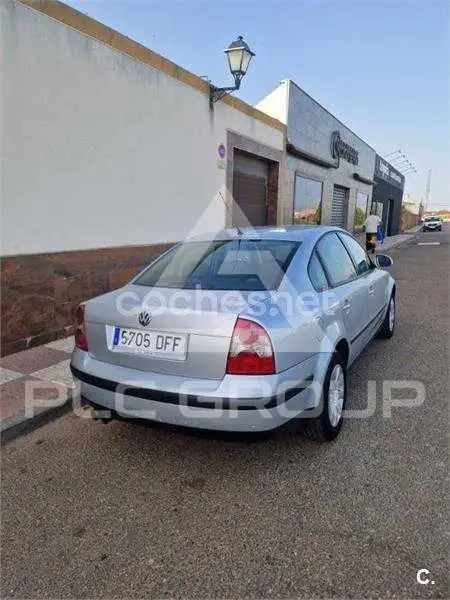 2005 Volkswagen Passat
