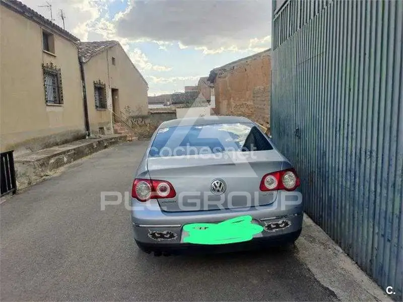 2005 Volkswagen Passat