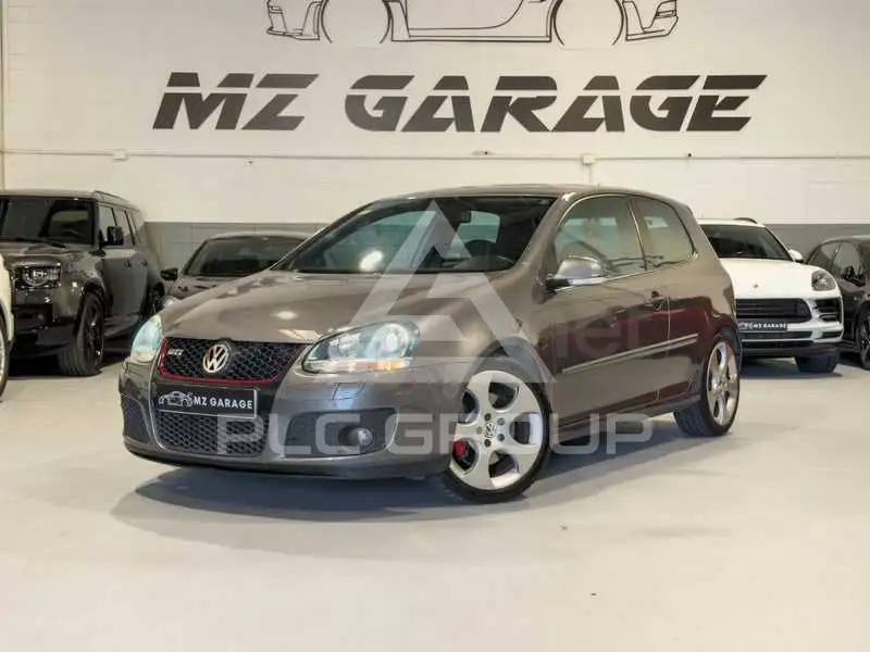 2005 Volkswagen GOLF