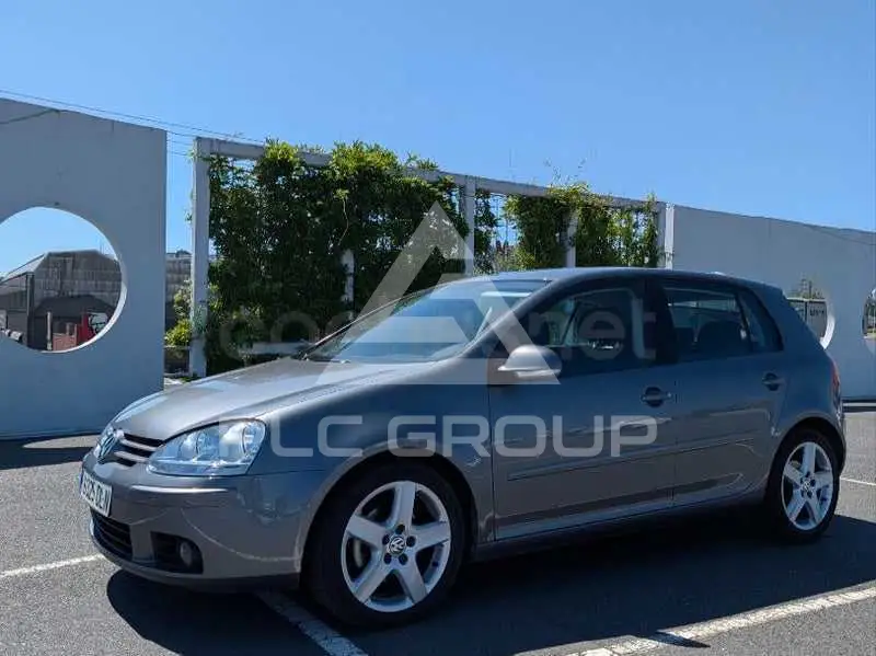 2005 Volkswagen GOLF