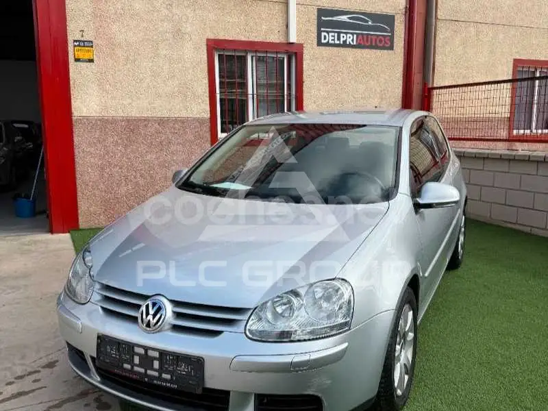 2005 Volkswagen GOLF