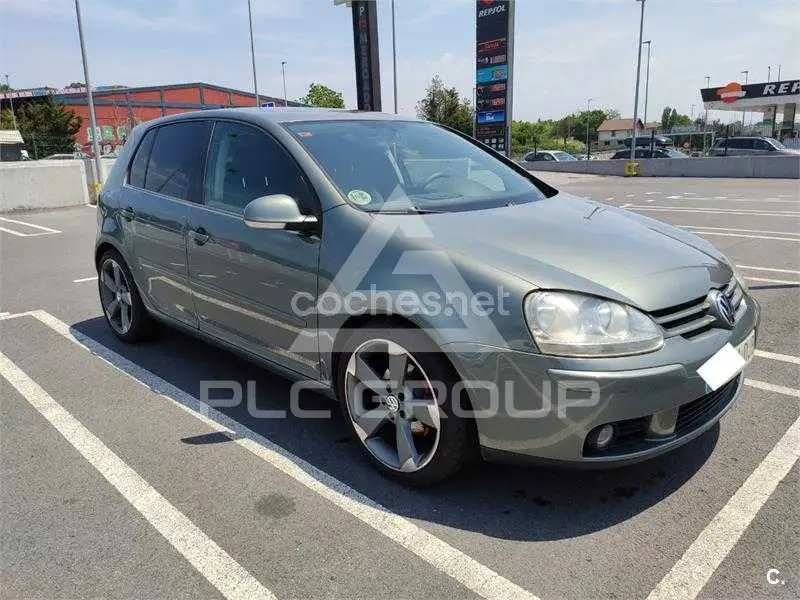 2005 Volkswagen GOLF
