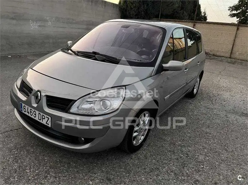 2005 Renault Scenic