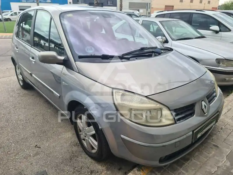 2005 Renault Scenic